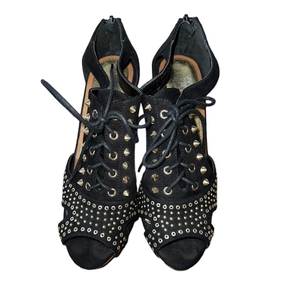 Gianni Bini Studded Tie Up Cheetah Print Wedges - Picture 2 of 6